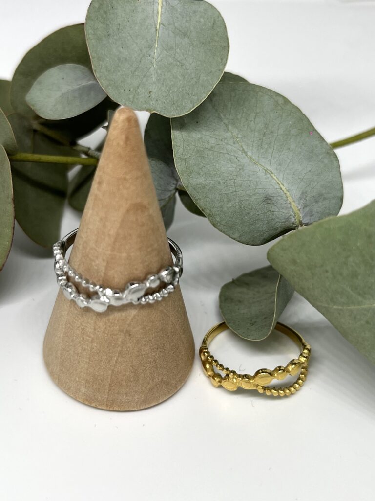 Cora Ring