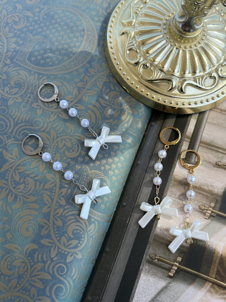 Bow Earrings