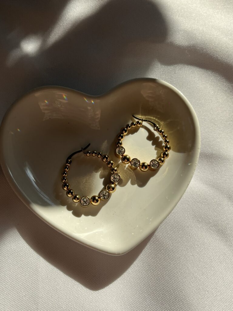 Queen Earrings