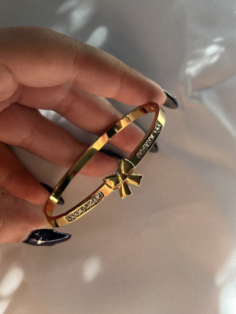 Small Bow Bangle