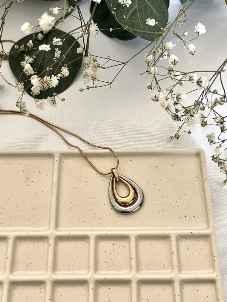 Teardrop Necklace
