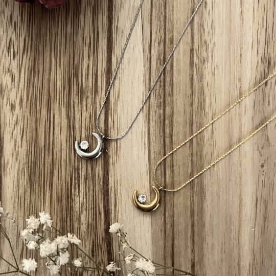 Moon Diamond Necklace