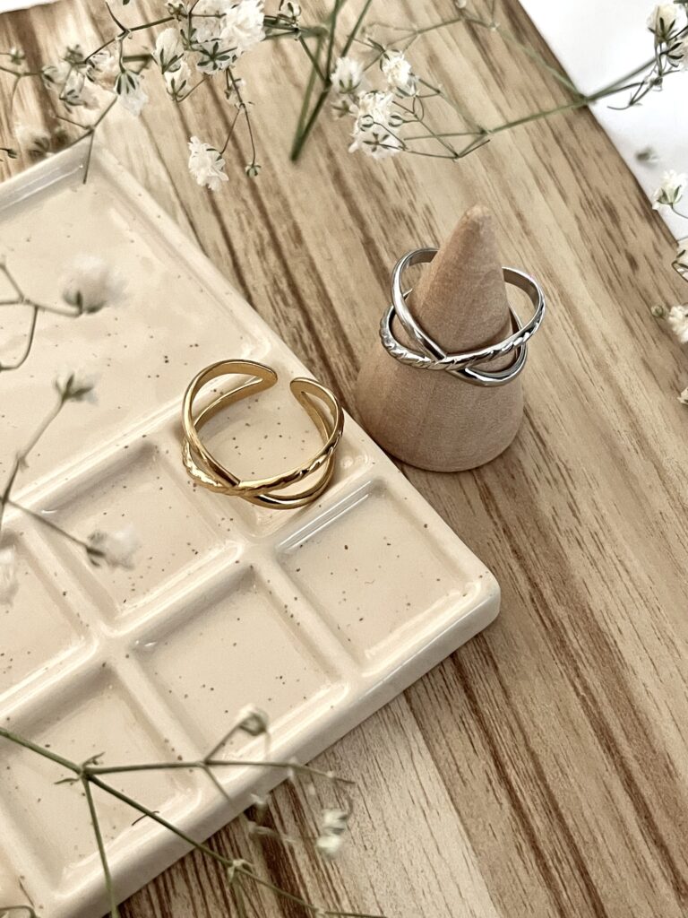 Cross Ring
