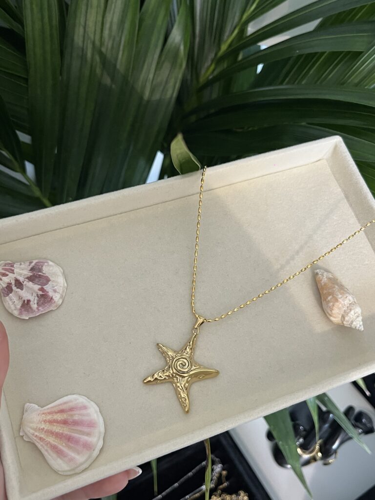 Swirl Necklace