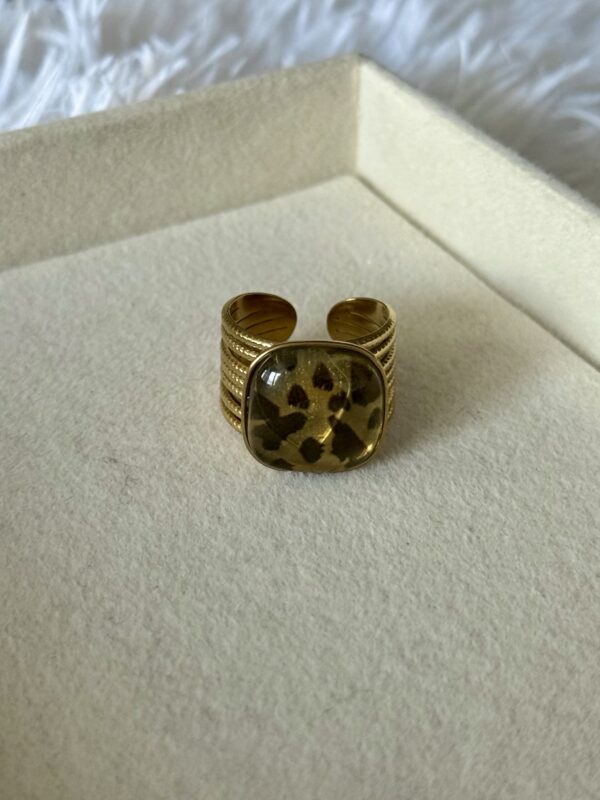 Leopard Square Ring