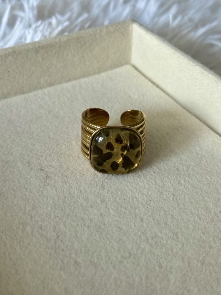 Leopard Square Ring