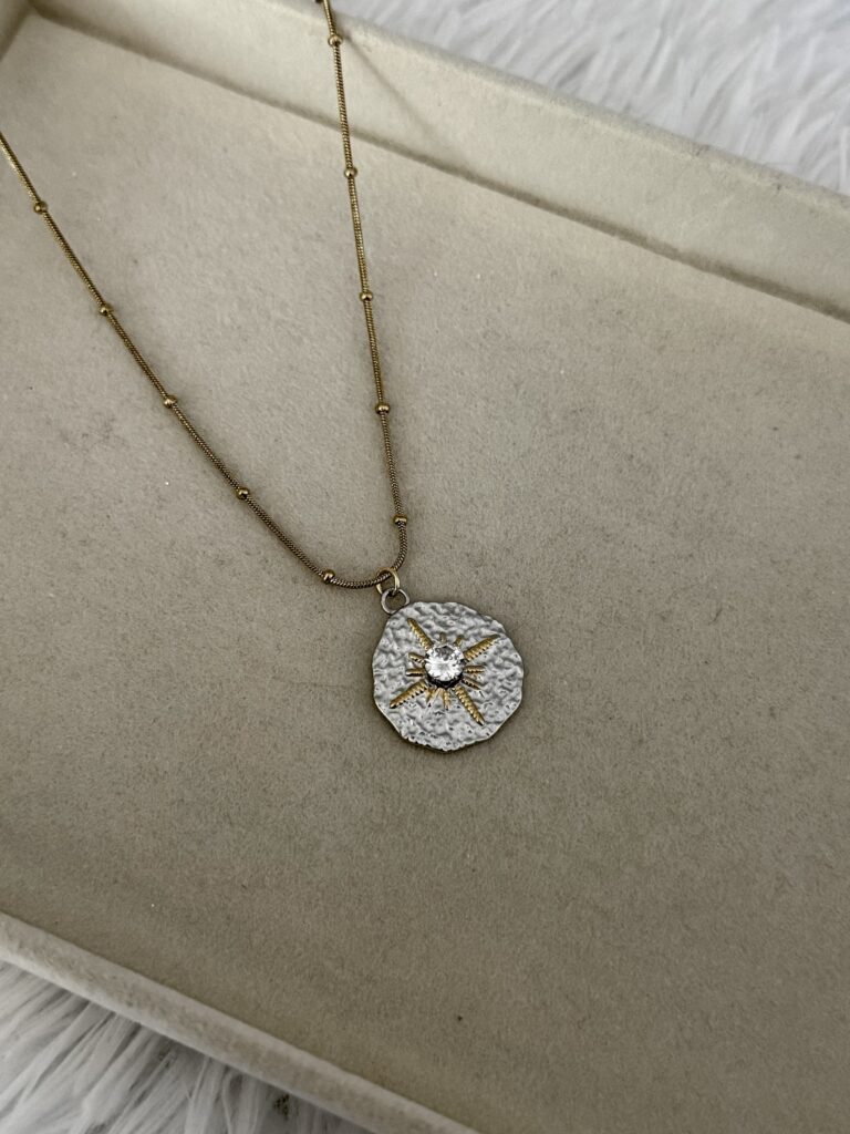 Fiona Necklace