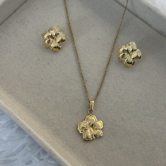 Flower Necklace and Earrings