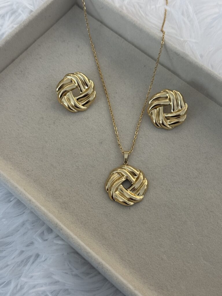 Hara Necklace and Earrings