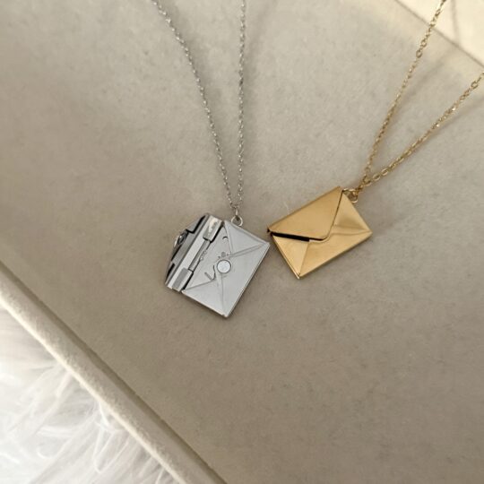 Envelope Magnetic Necklace