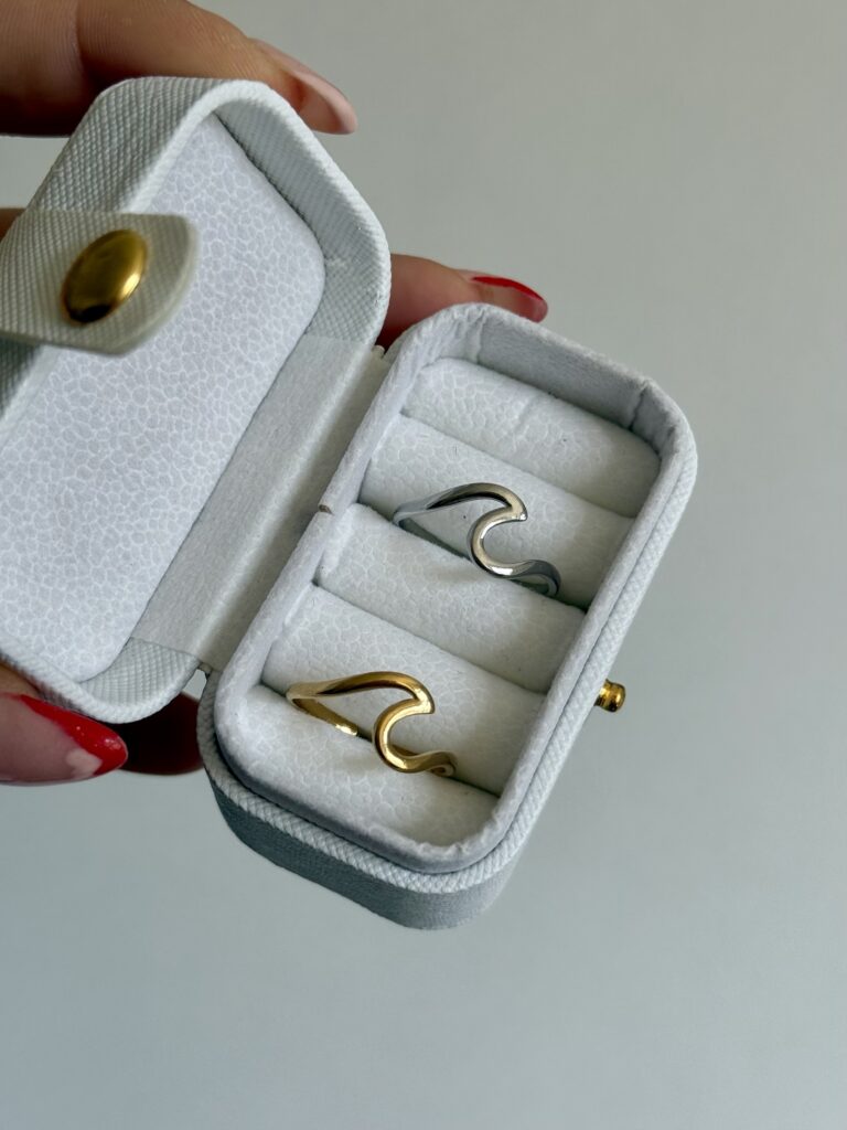 Sea Wave Ring