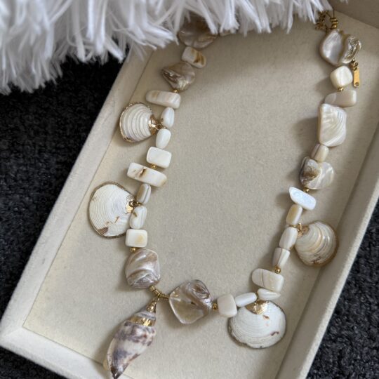 Treasure hunt Necklace