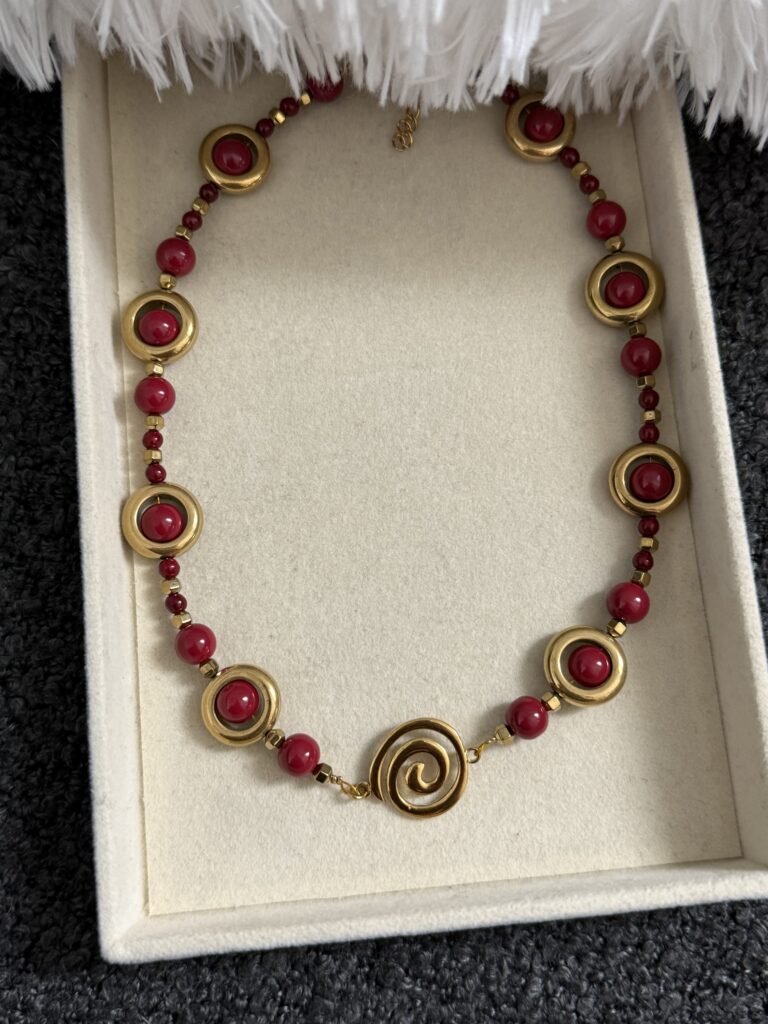 Juliet Red Necklace