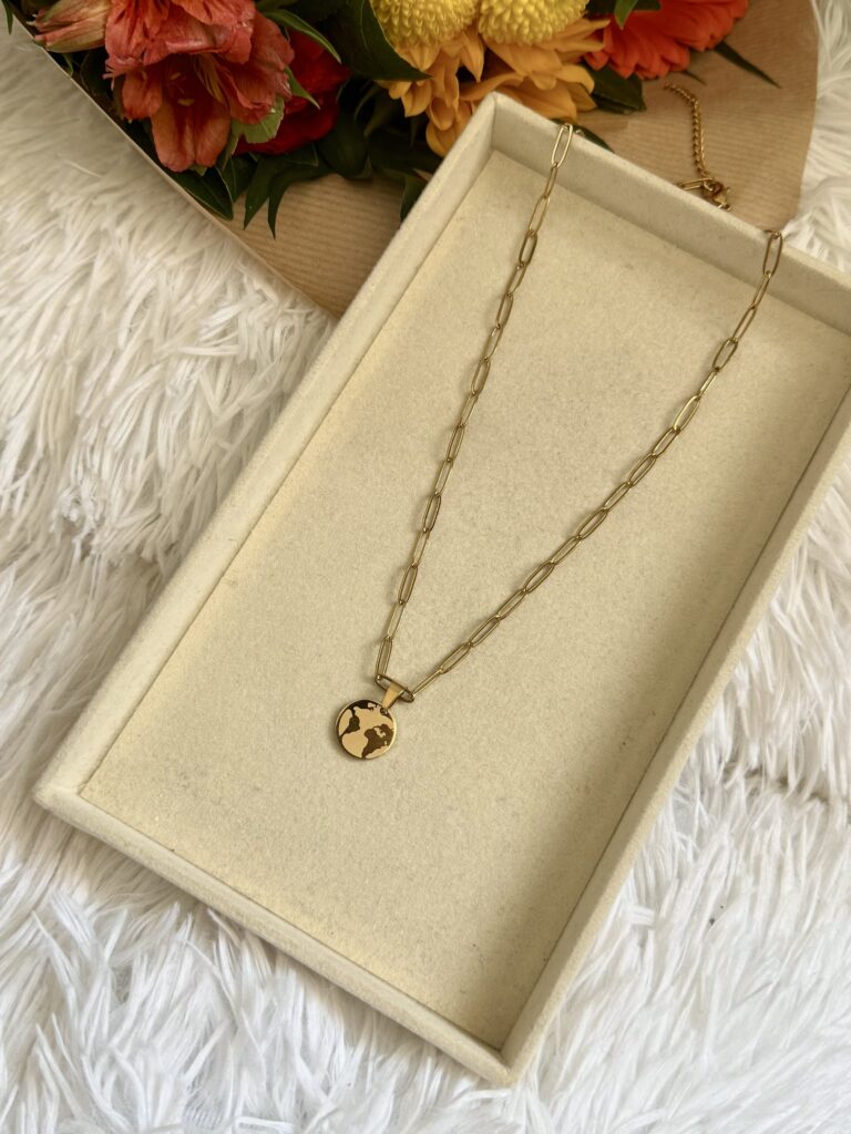 Worldwide Necklace