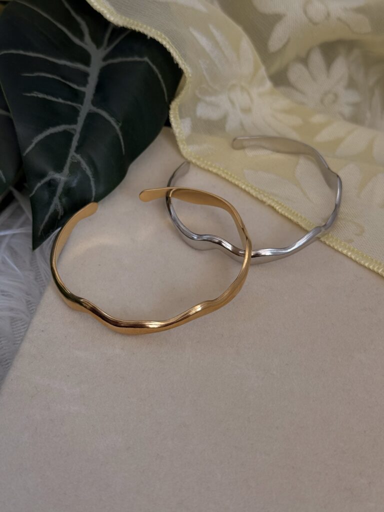 Wavy Bracelet
