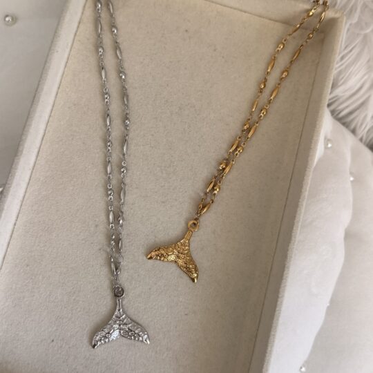 Tail Necklace