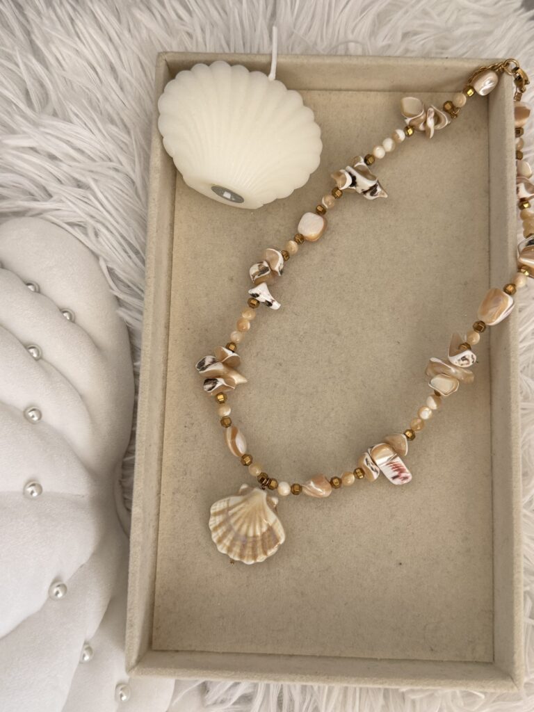 Paloma Necklace