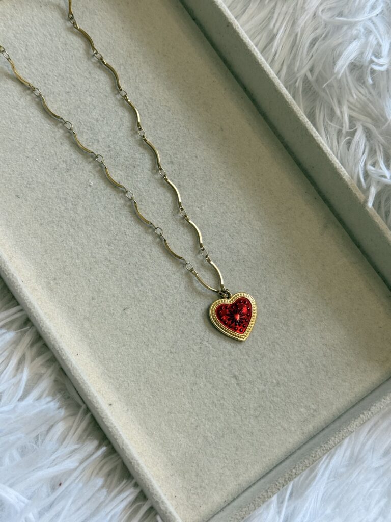 Queens Heart Necklace